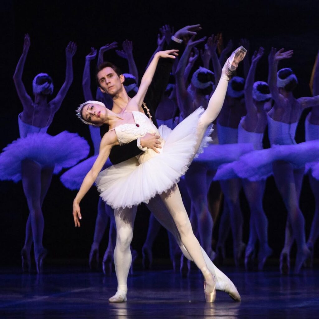Swan Lake at Teatro San Carlo in Italy